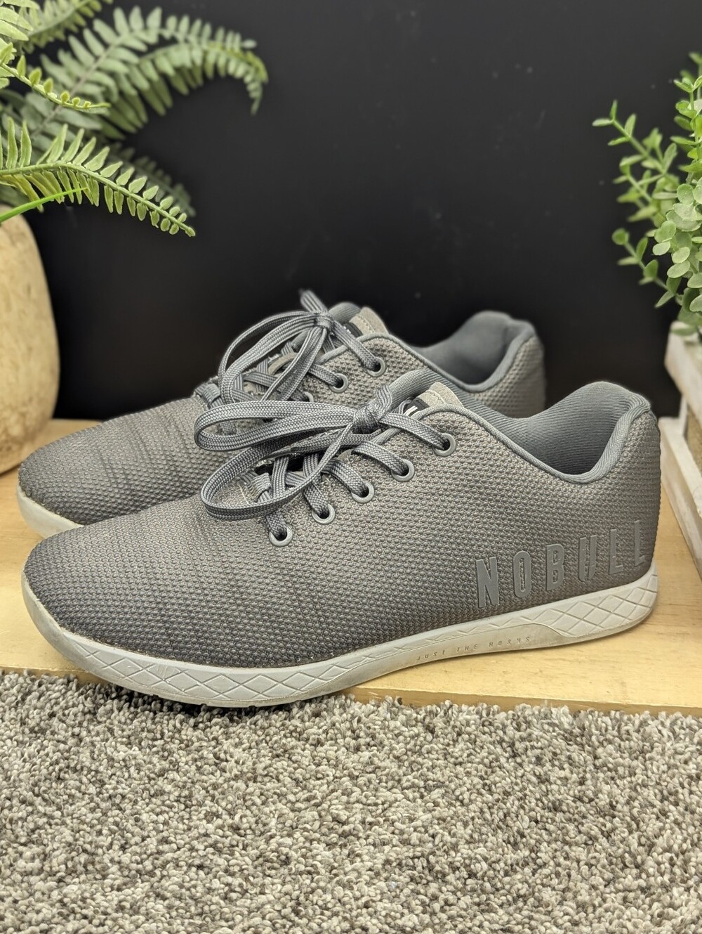 NOBULL Outwork Mens Size 9.5 Cross Training Gray Workout Shoes Women's Size 11